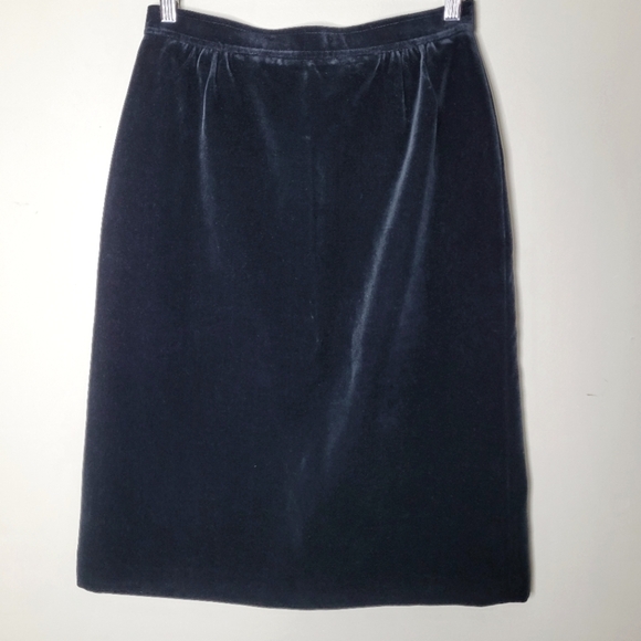 Vintage Phil Carry Black Velvet Skirt Size S Classic Quiet Luxury A-Line 90s - Picture 3 of 7